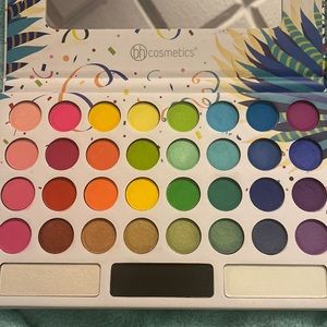 BH Cosmetics Take Me Back To Brazil Eyeshadow Palette